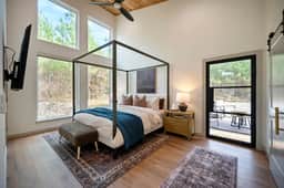 The Spruce at 136 - Image 3